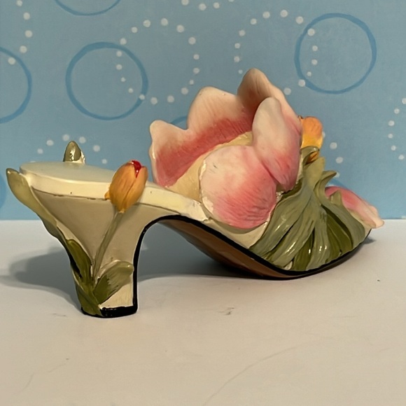 Garden Party Collectible Shoe "Tulip Shoe" High Heel Shoe - Picture 6 of 8